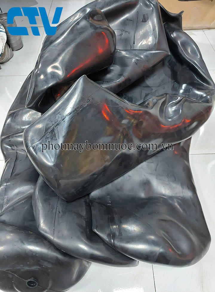 Tìm hiểu về ruột bình tích áp máy bơm nước: vai trò và ứng dụng