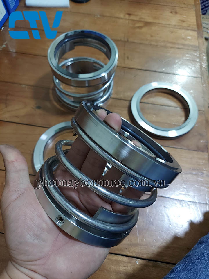 Cường Thịnh Vương - Chuyên gia công và cung cấp phớt máy bơm theo yêu cầu