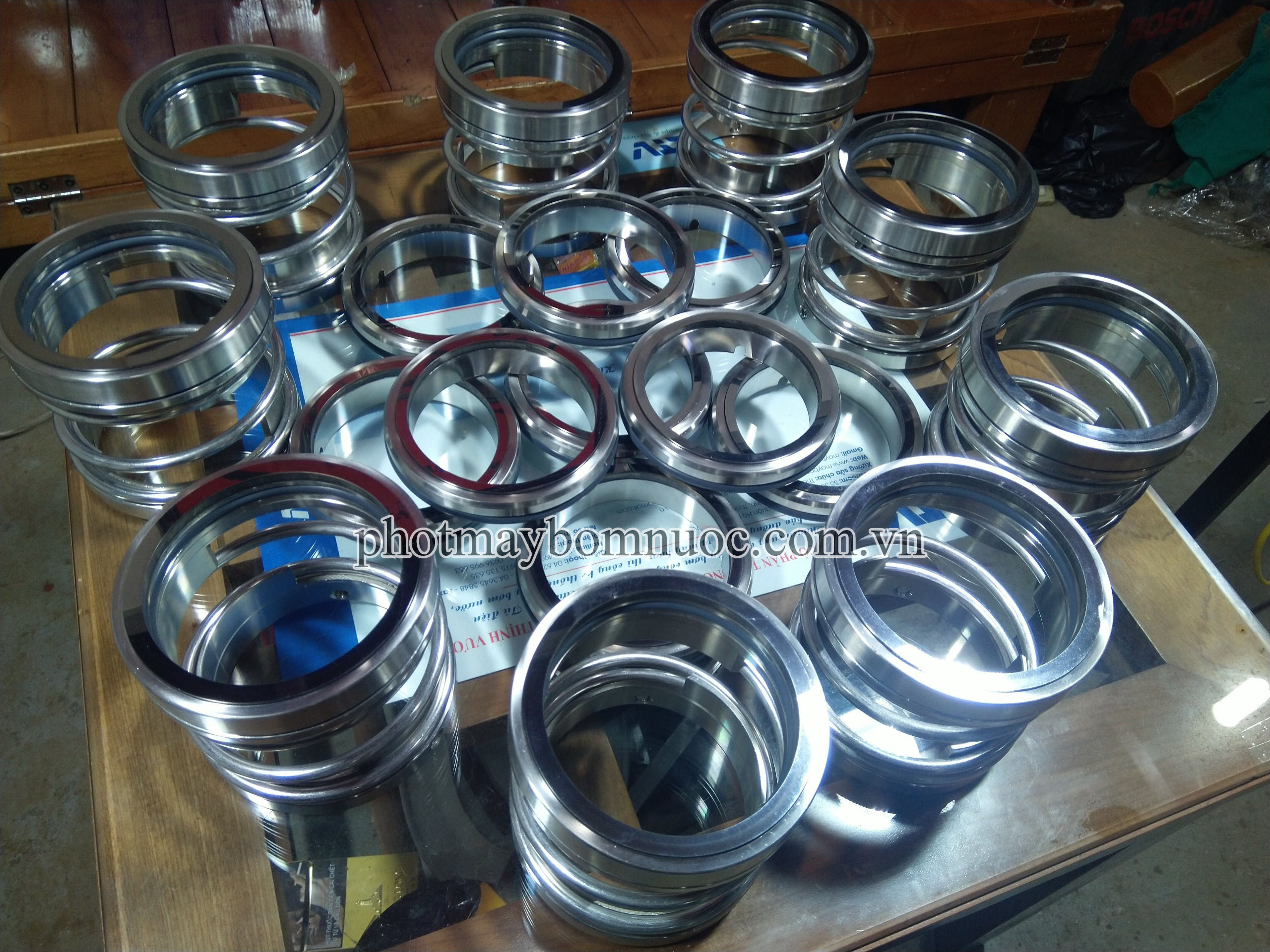 Gia công phớt máy bơm theo yêu cầu