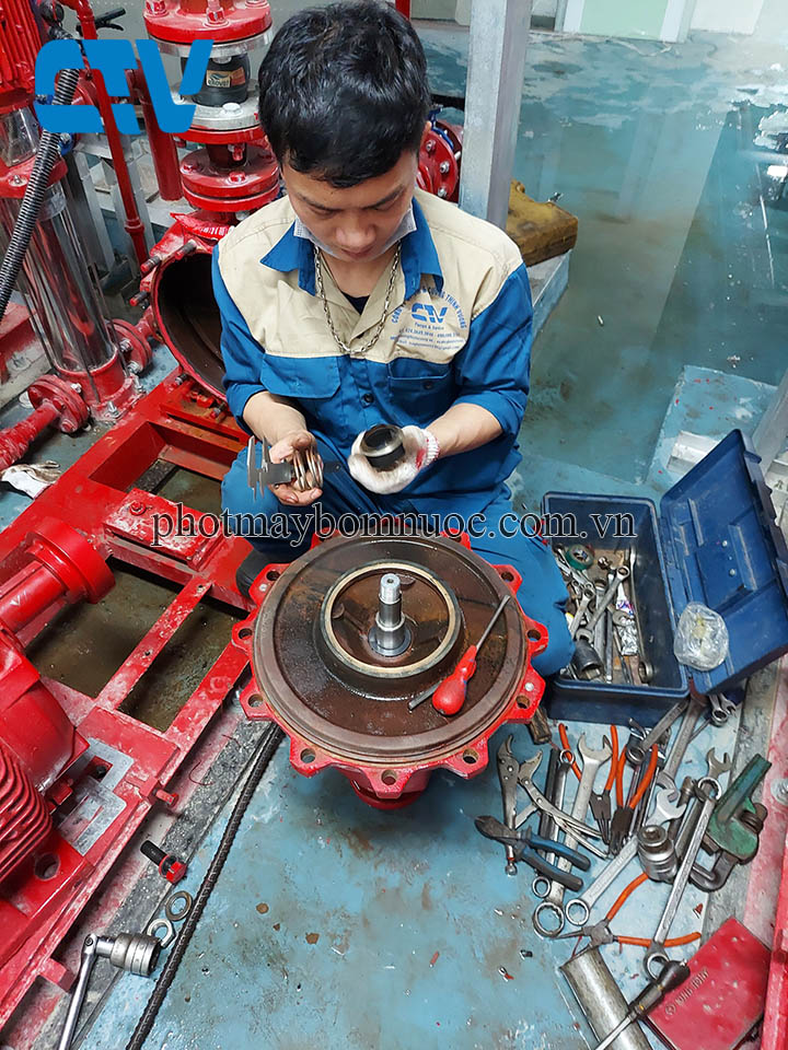 Sửa chữa, thay phớt máy bơm cứu hỏa, bơm pccc